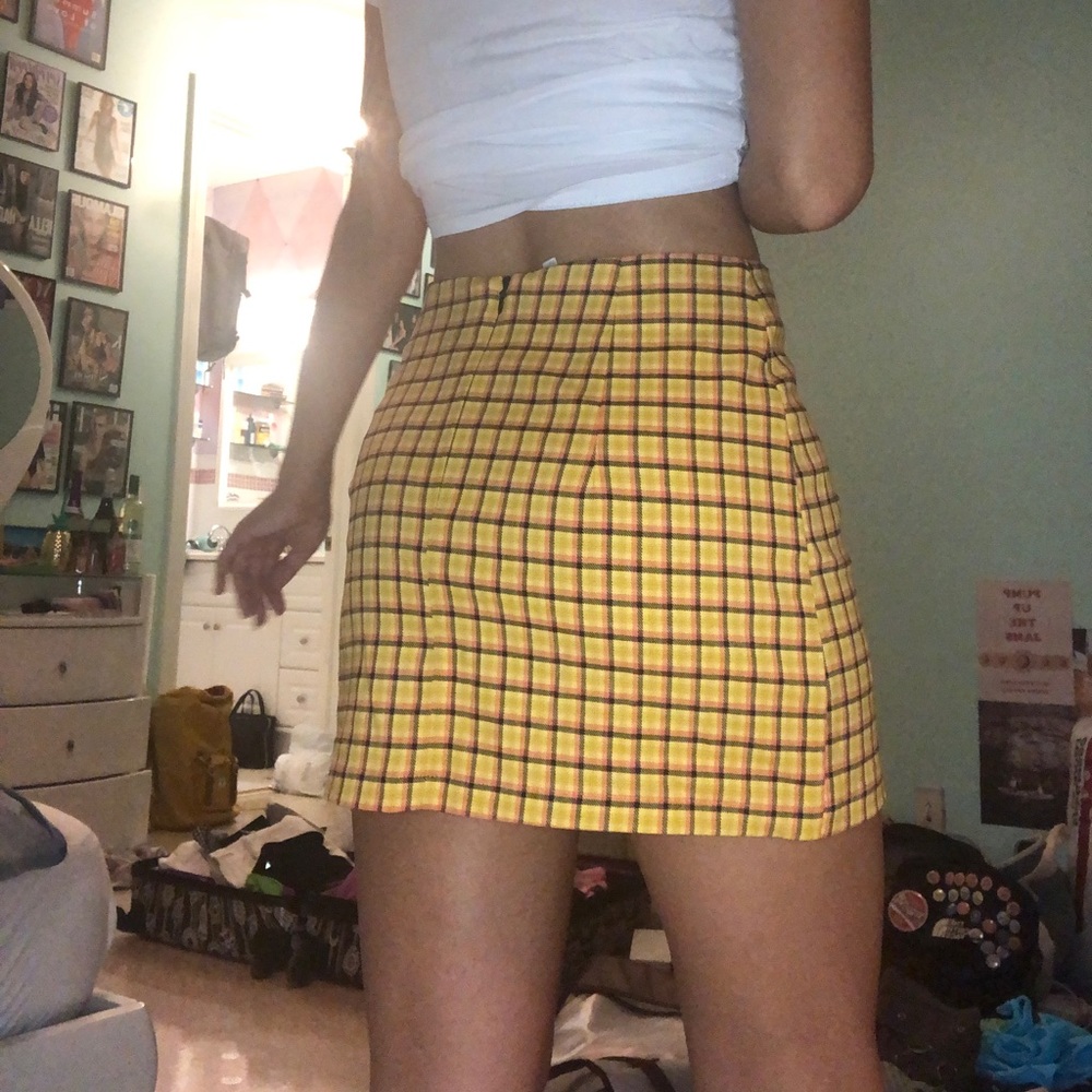Yellow Mini Skirt - Picture 2 of 4